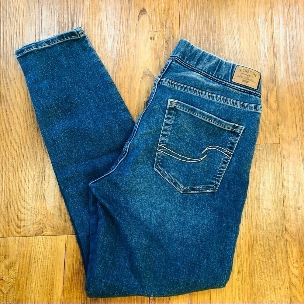 LEVI Strauss & Co. Gold Label Women’s Totally Shaping Pull-on Skinny Jeans - Picture 8 of 9